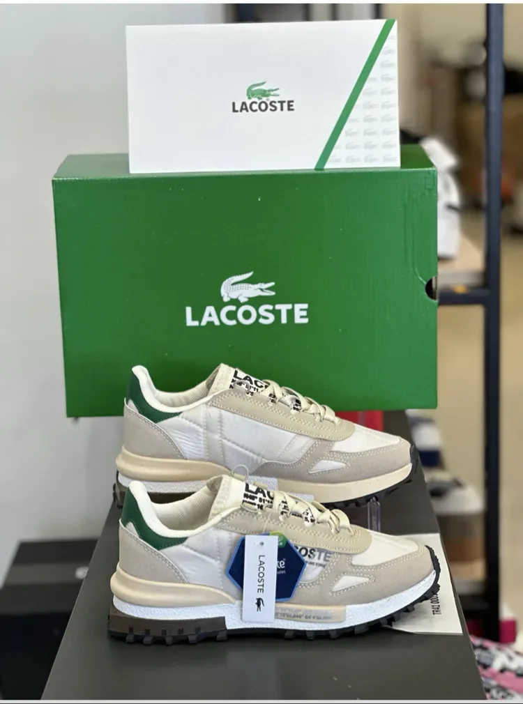 Lacoste ayakkabı önden görünüm
